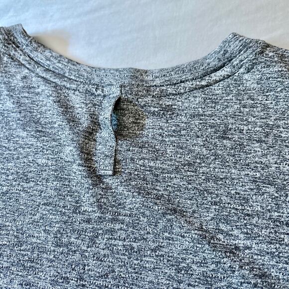 Lululemon Gray Muscle Tank Top Women’s 4 - Picture 4 of 5